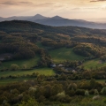 Jarní večer ve Středohoří